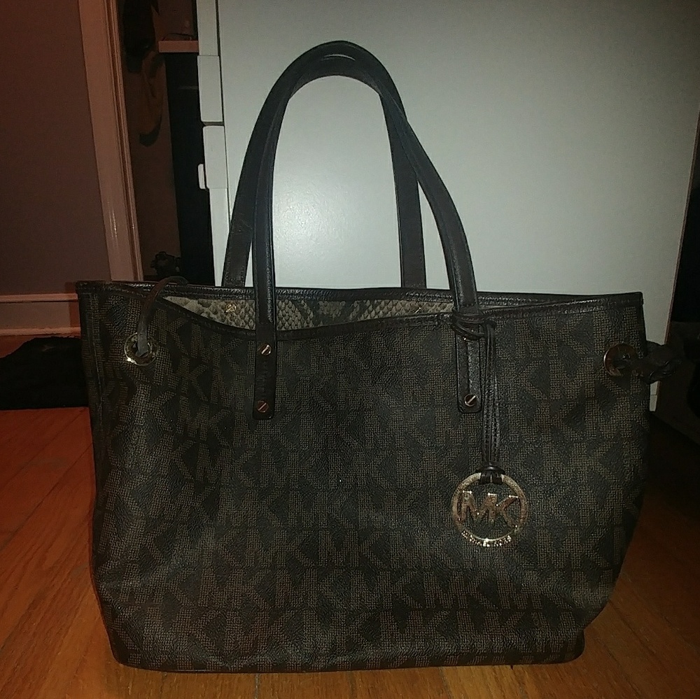 Authentic Michael Kors purse